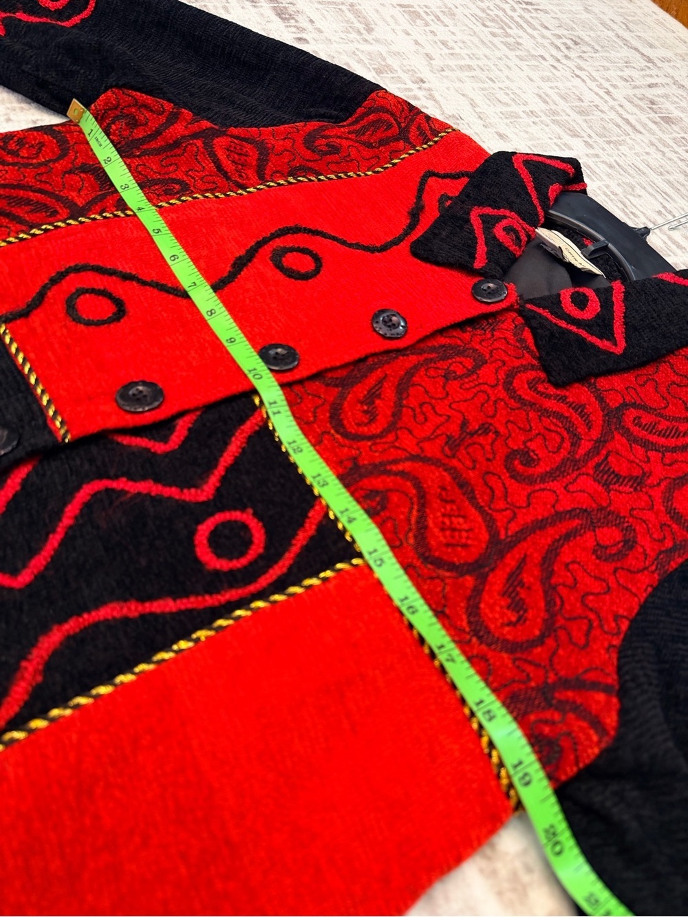 Carrie Allen Vintage Embroidered Tapestry Cropped Jacket Red Black Size M - Picture 9 of 10